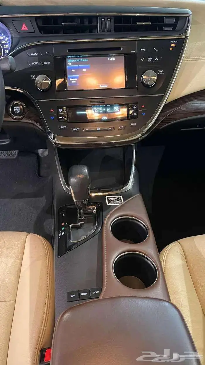 تويوتا افالون 2015 مخزن شبه الاصفار عداد 24 الف 5