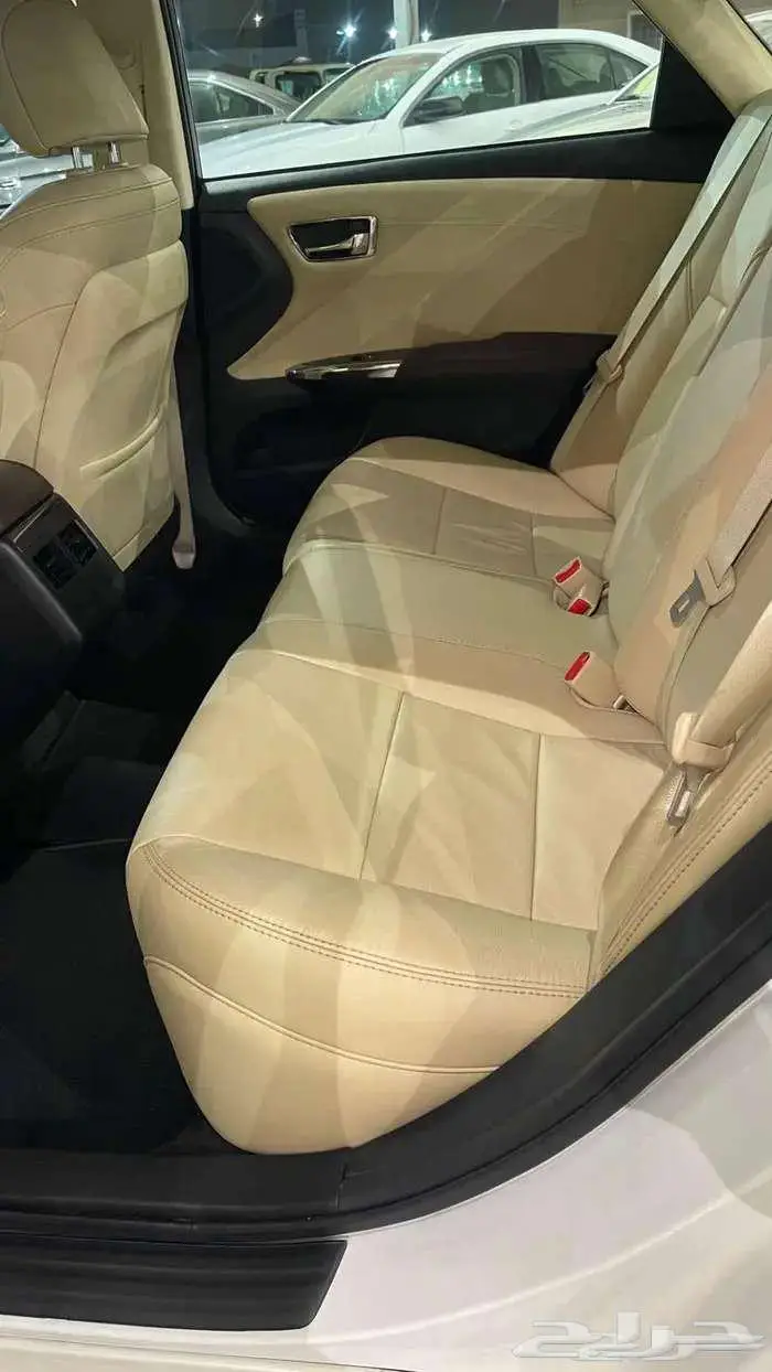 تويوتا افالون 2015 مخزن شبه الاصفار عداد 24 الف 11