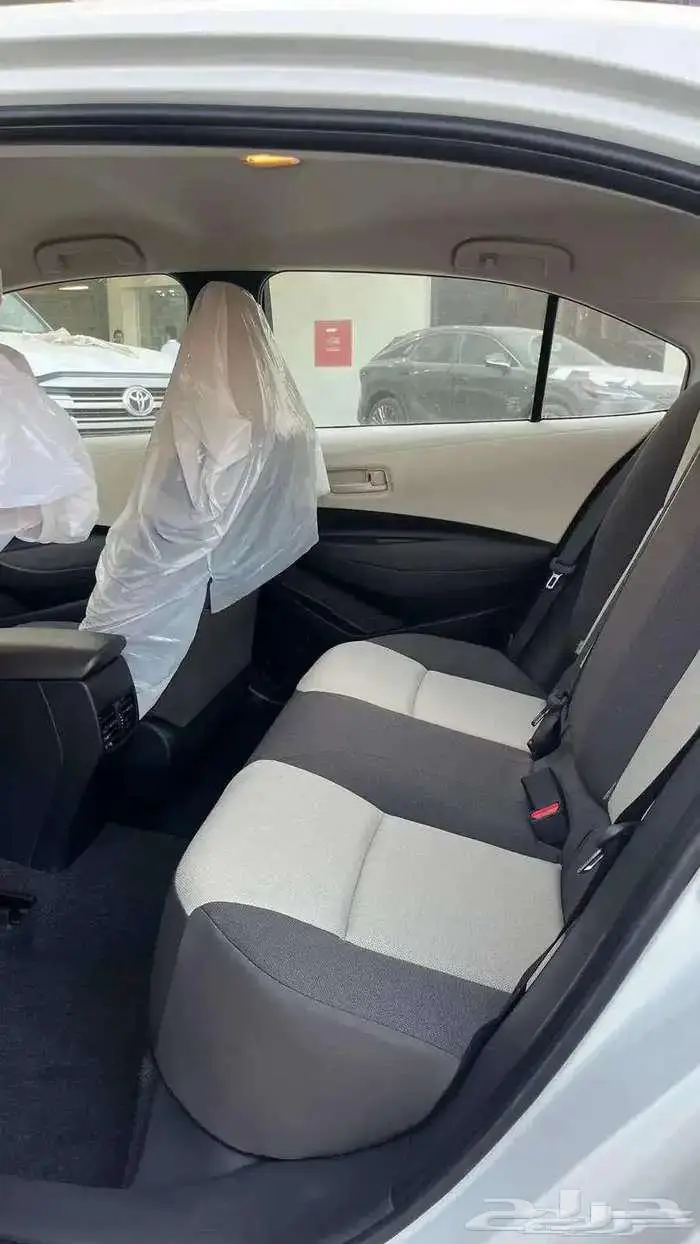 كورولا استاندر مكينة 2.0 موديل 2025 4