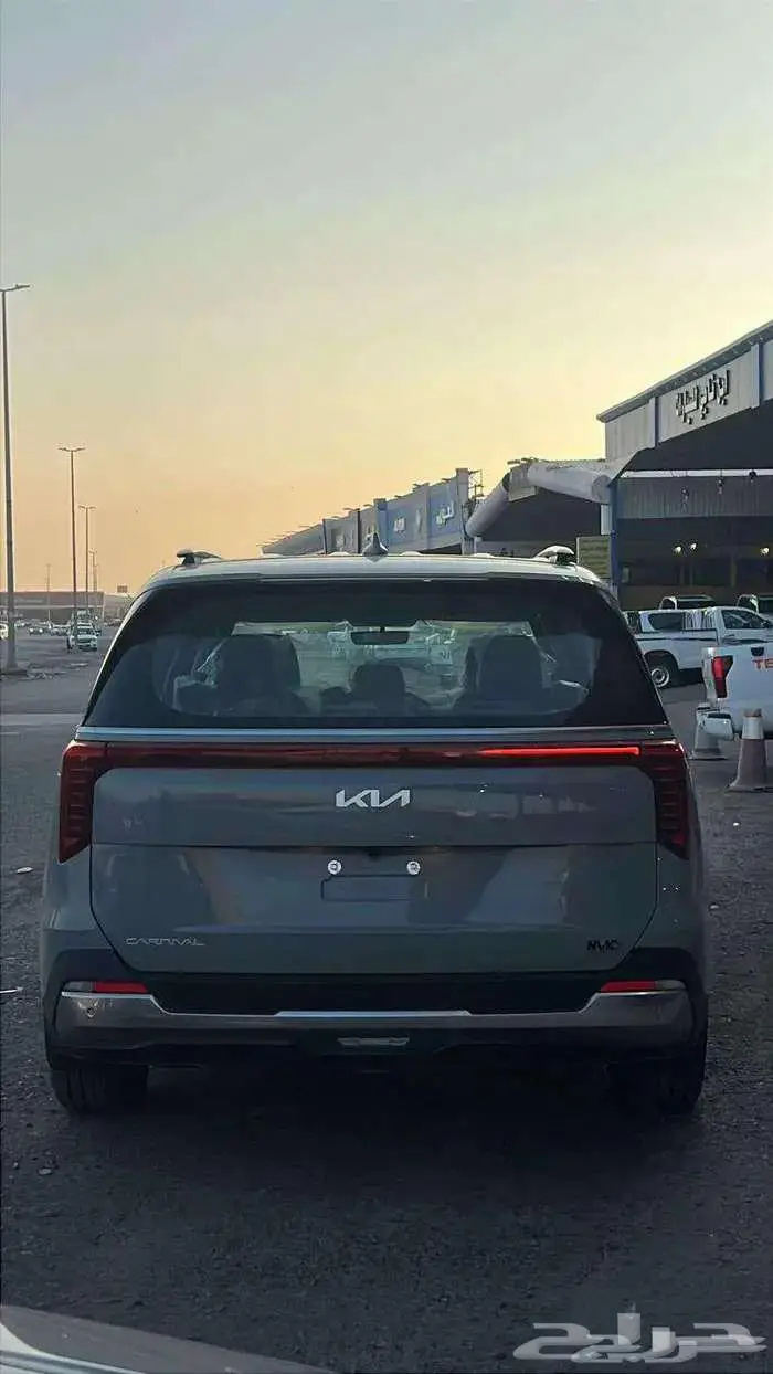 كيا كرنفال نص فل موديل 2026 باقل سعر عرض خاص 7
