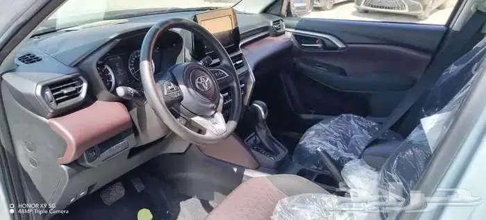 تويوتا اوربان كروزر GLX فل كامل موديل 2026 م 4