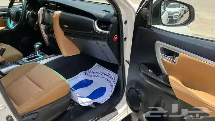 تويوتا فورشنر VX 2019 بنزين دبل 6 سلندر 8