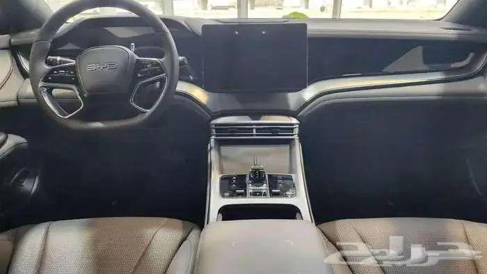 بي واي دي سيل 7 2025 عروض اليوم الوطني من سفنز للسيارات 11