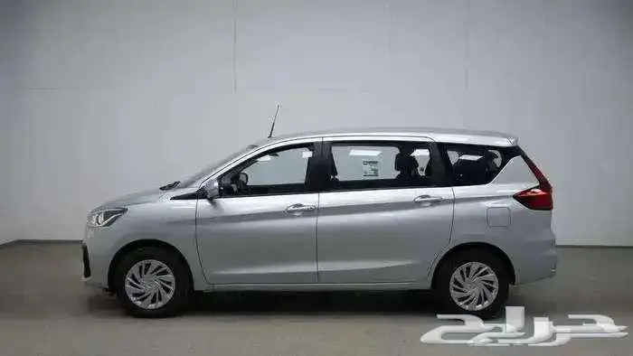 سوزوكي ارتيجا 2025 كاش وتقسيط 3