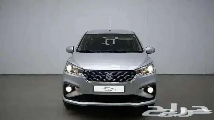 سوزوكي ارتيجا 2025 كاش وتقسيط 4