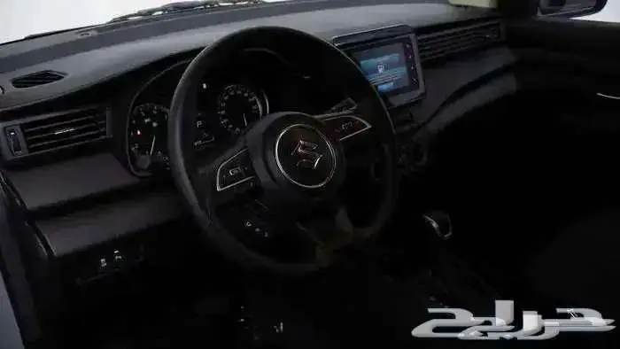 سوزوكي ارتيجا 2025 كاش وتقسيط 7