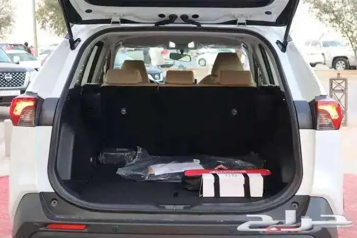 تويوتا راف فور ستاندر بدون دبل 2025 9