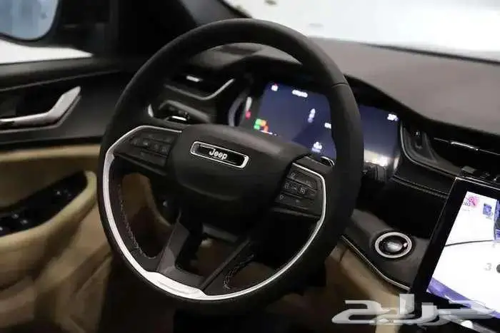 جيب جراند شيروكي لاريدو 2025 7