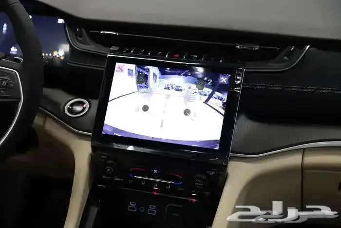 جيب جراند شيروكي لاريدو 2025 8