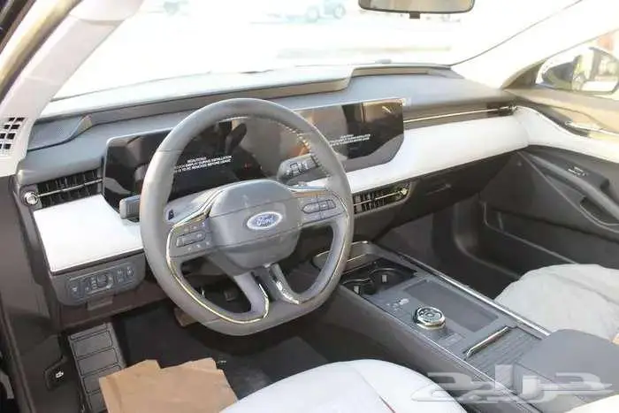 فورد تورس تريند 2026 9