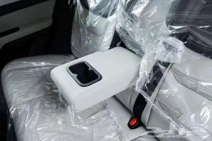 فورد تريتورى تريند 2026 4