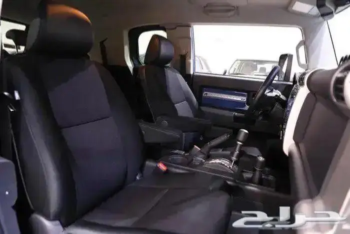 تويوتا اف جي كروز فل كامل رقم 2 سعودي موديل 2022 14