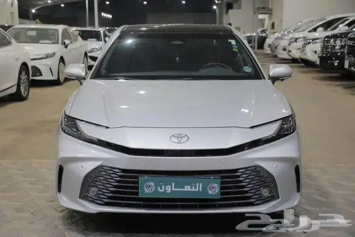 تويوتا كامري فل كامل لومير بانوراما جلد هايبرد موديل 2025 1