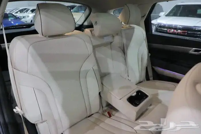 جينيسس GV 80 فل كامل بلاتينيوم بانوراما جلد V6 موديل 2025 10