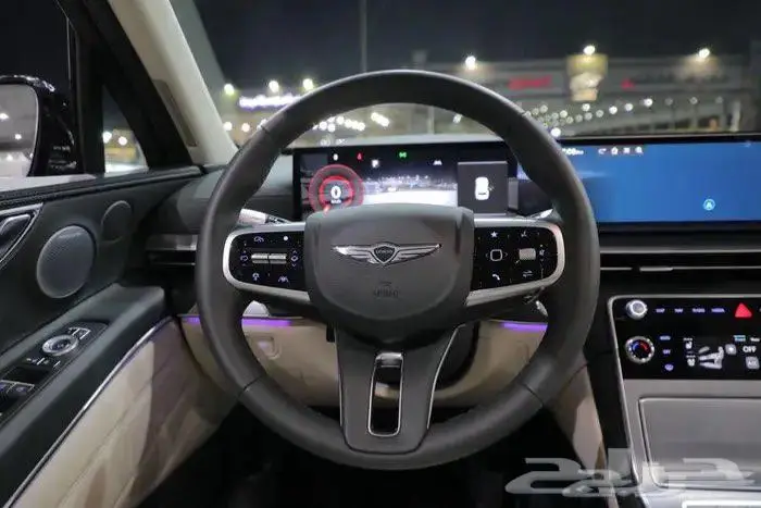 جينيسس GV 80 فل كامل بلاتينيوم بانوراما جلد V6 موديل 2025 14