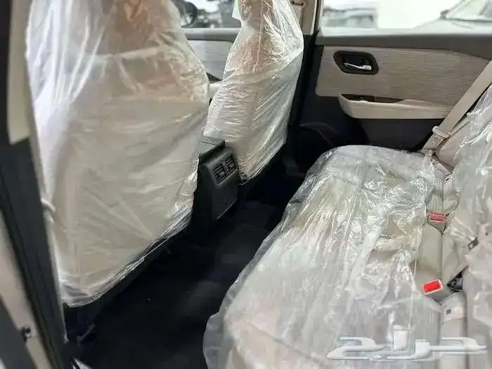 نيسان اكس تريل 7 مقاعد ستاندرد دبل موديل 2026 كاش و تقسيط 6