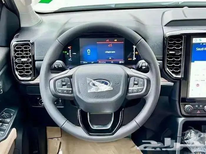 فورد ايفرست XLS _ ليميتد 2025 عازل حراري مجانا 8