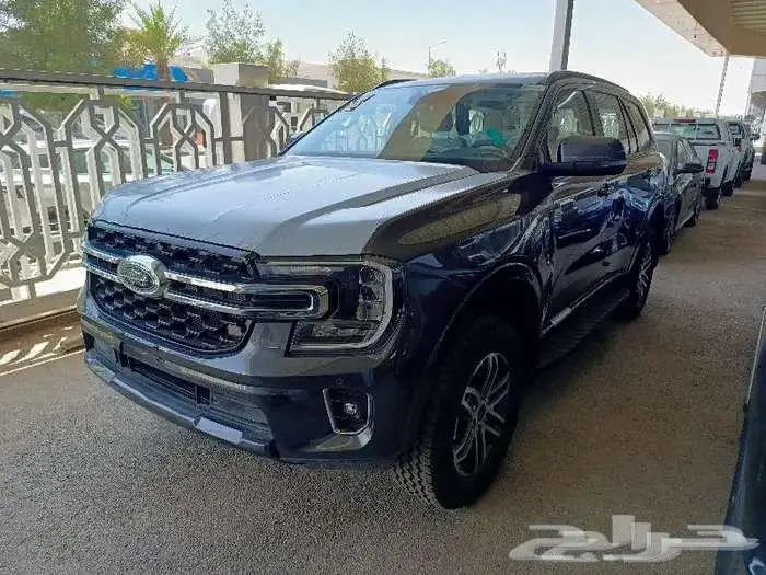 فورد ايفرست XLS _ ليميتد 2025 عازل حراري مجانا 4