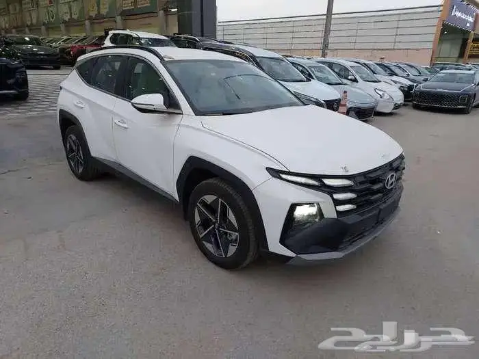 هيونداي توسان 2025 سمارت 17