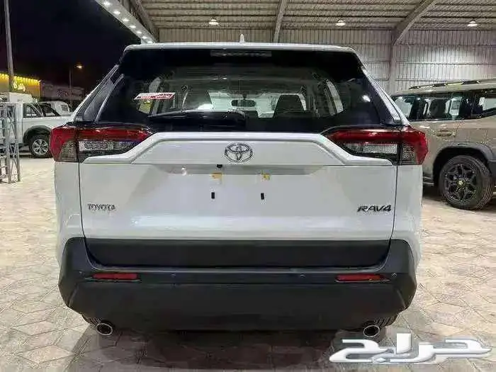 تويوتا رافور 2.0 ستاندر 2025 - قسط 1399 شهريا 2