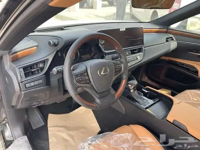 لكزس ES 350 cc نص فل 2025 بريمي كاش واقساط 10