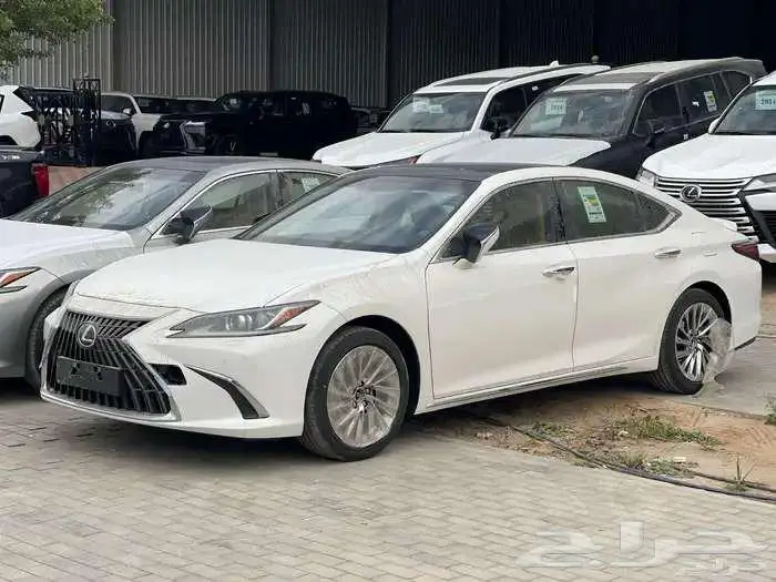 لكزس ES 350 cc نص فل 2025 بريمي كاش واقساط 2