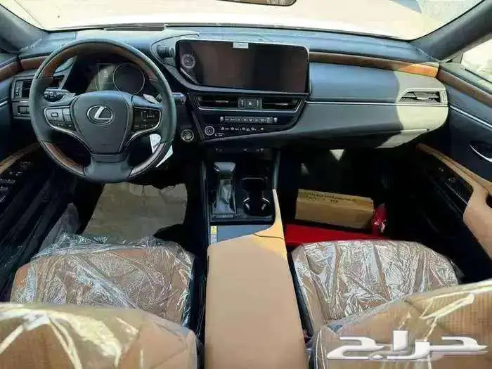 لكزس ES 350 cc نص فل 2025 بريمي كاش واقساط 12