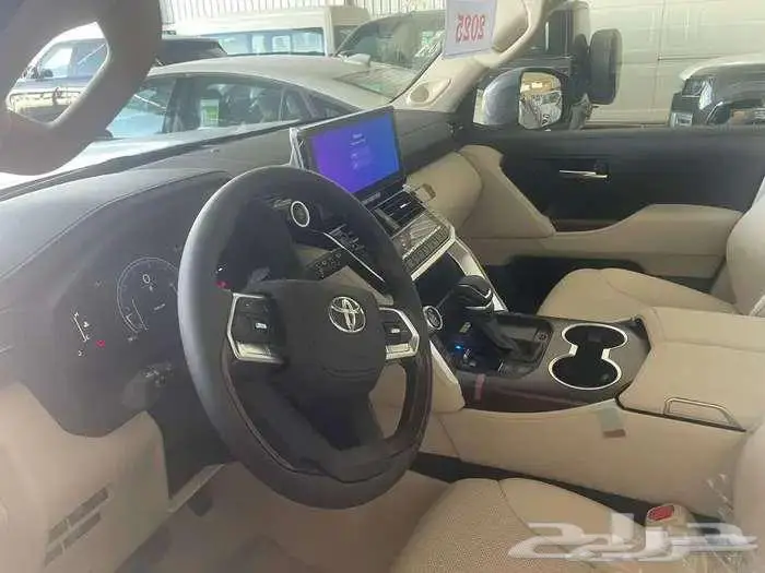 لاندكروزر S جكسار L5 بنزين 2025 - خليجي - رمادي 6