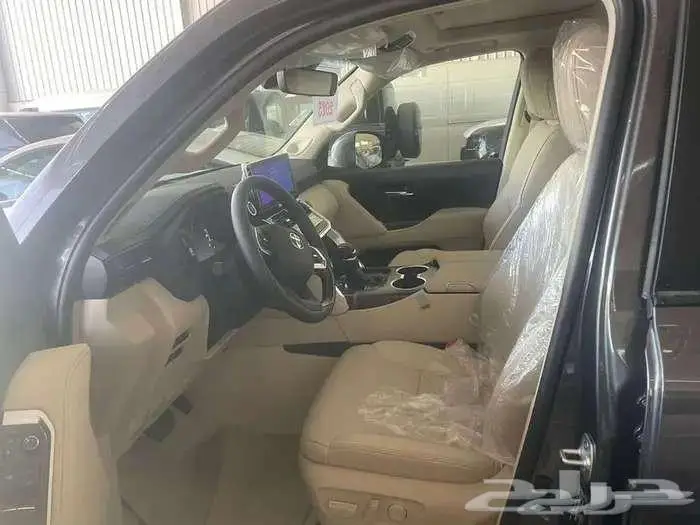 لاندكروزر S جكسار L5 بنزين 2025 - خليجي - رمادي 8