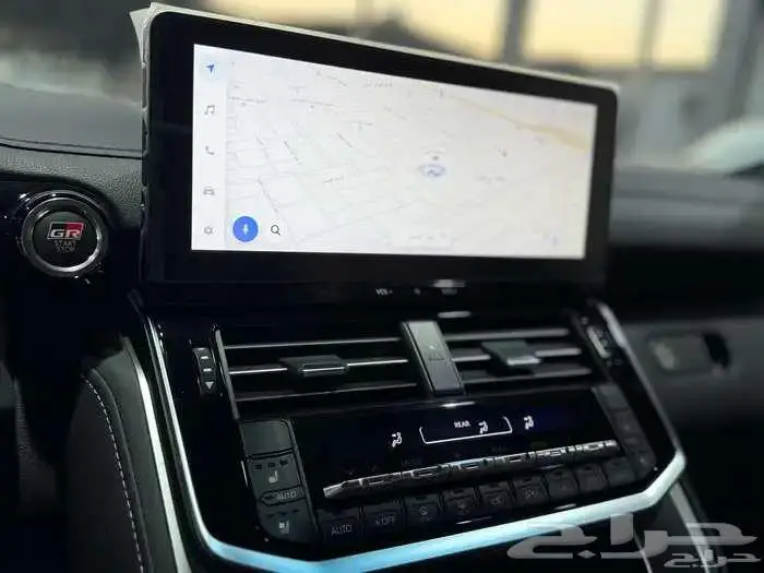 تويوتا لاندكروزر GR بريمي فل كامل 2025 بنزين 5