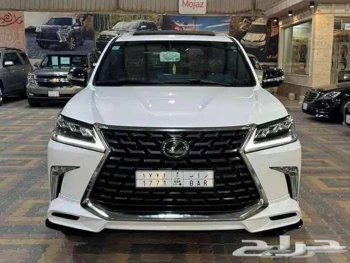 للبيع لكزس 2021 LX 570 سبورت سعودي عداد قليل 0