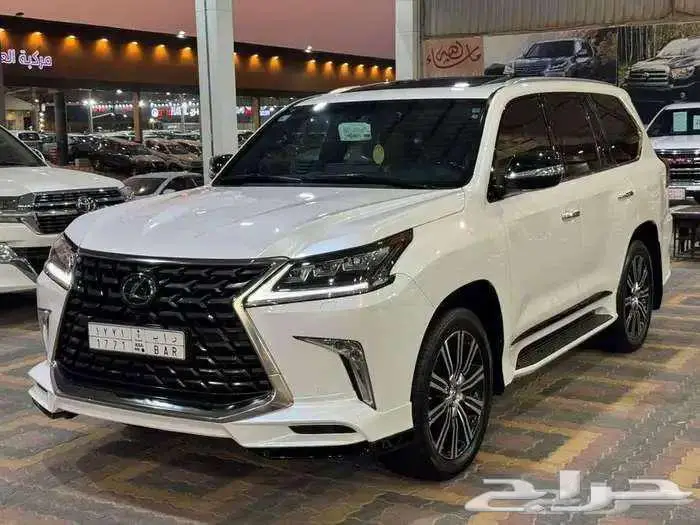 للبيع لكزس 2021 LX 570 سبورت سعودي عداد قليل 2