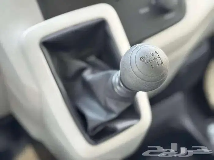 تويوتا هايس 13 راكب - ديزل -قير عادي -2026 11