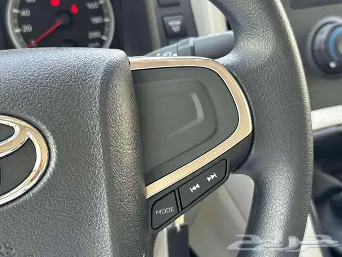 تويوتا هايس 13 راكب - ديزل -قير عادي -2026 17