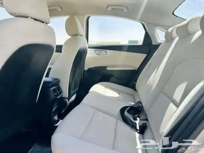 كيا سيراتو 2022 14