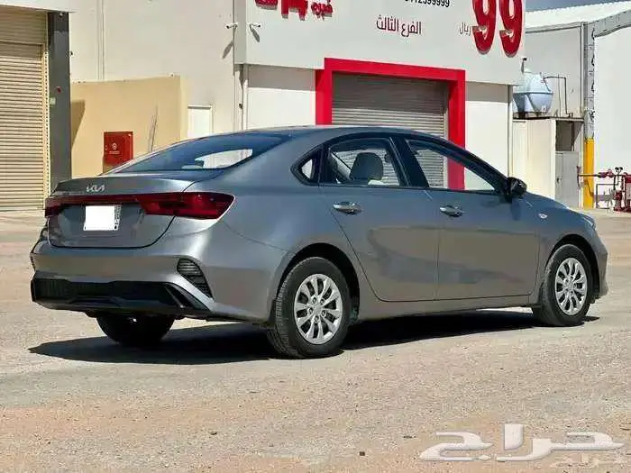 كيا سيراتو 2022 7