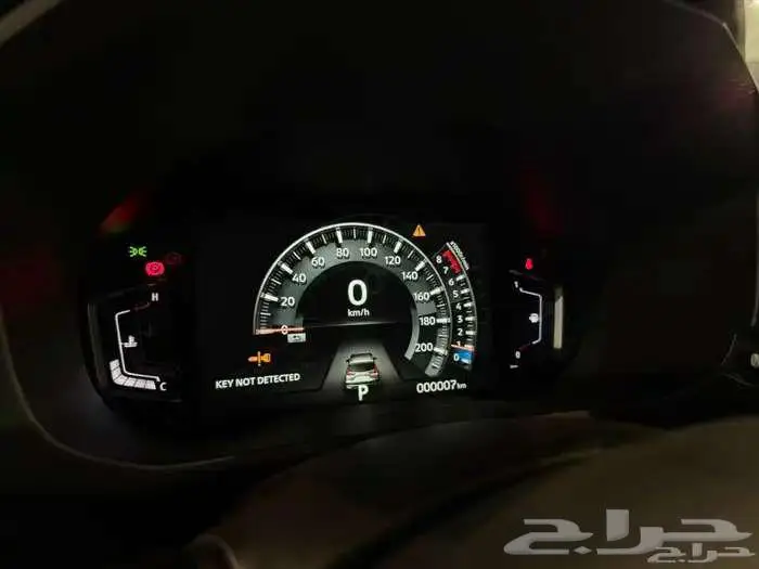 ميتسوبشي اكسباندر كروس بريميم 2025 8