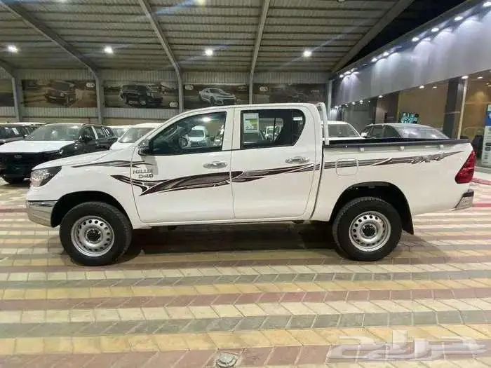 تويوتا هايلوكس غمارتين ديزل GL2 سلق 2025 دبل نقد وتقسيط 2