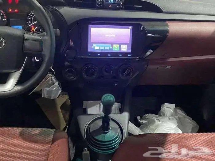 تويوتا هايلوكس غمارتين ديزل GL2 سلق 2025 دبل نقد وتقسيط 8