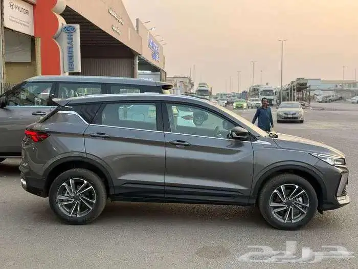 جيلي كولراي 2025 أستندر GL كاش او اقساط عرض خاص جدااا 13