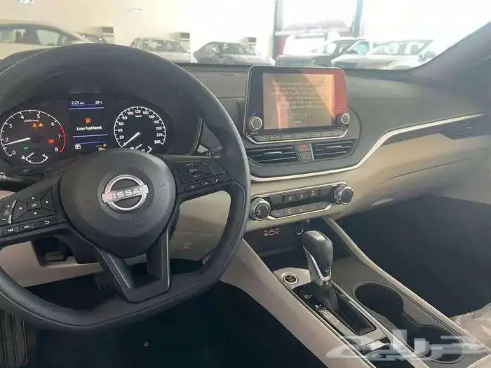 نيسان التيما ستاندر 2025 5