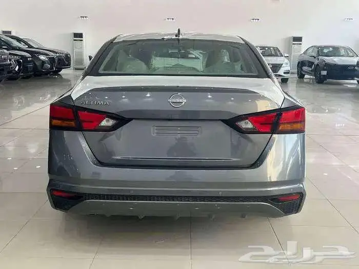 نيسان التيما ستاندر 2025 3