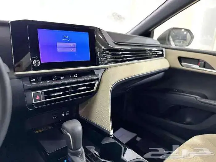 تويوتا كامرى le هايبرد موديل 2025 8