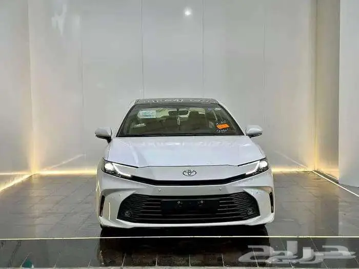 تويوتا كامرى le هايبرد موديل 2025 0