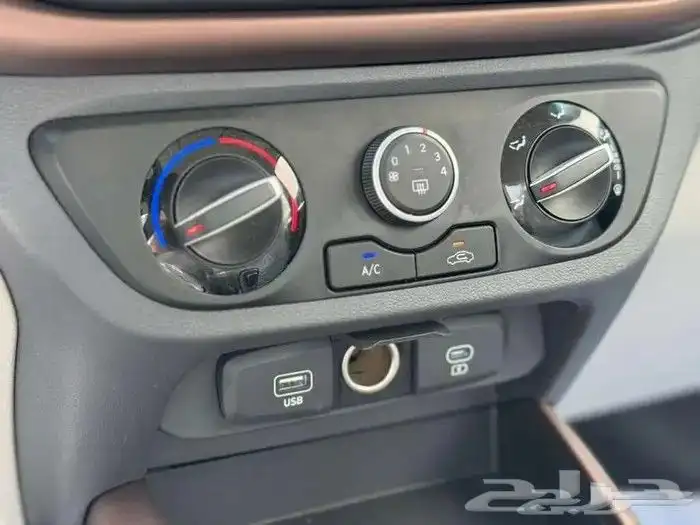 هيونداي i10 2025 بالنقد والتقسيط 7