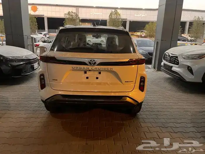 تويوتا اوربان كروز متوفر كاش وأقساط 1