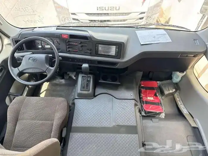 تويوتا كوستر. 20 راكب اوتوماتيك سعودي 19