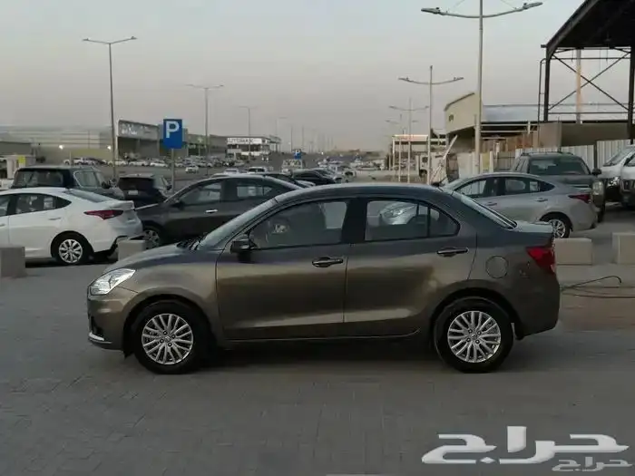 سوزوكي ديزاير 2023 4