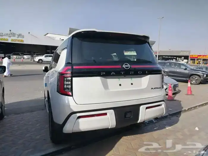 نيسان باترول ( بلاتنيوم V6 تنفس طبيعي و تربو موديل 2026 7