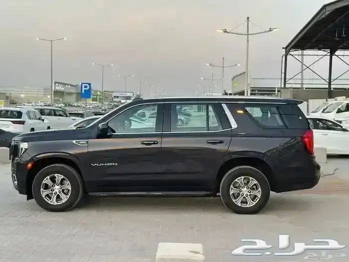 جي ام سي يوكن SLE 2023 4